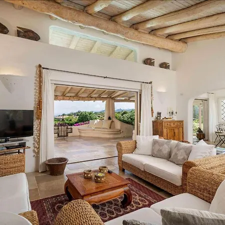 Emerald Shores Baia Sardinia